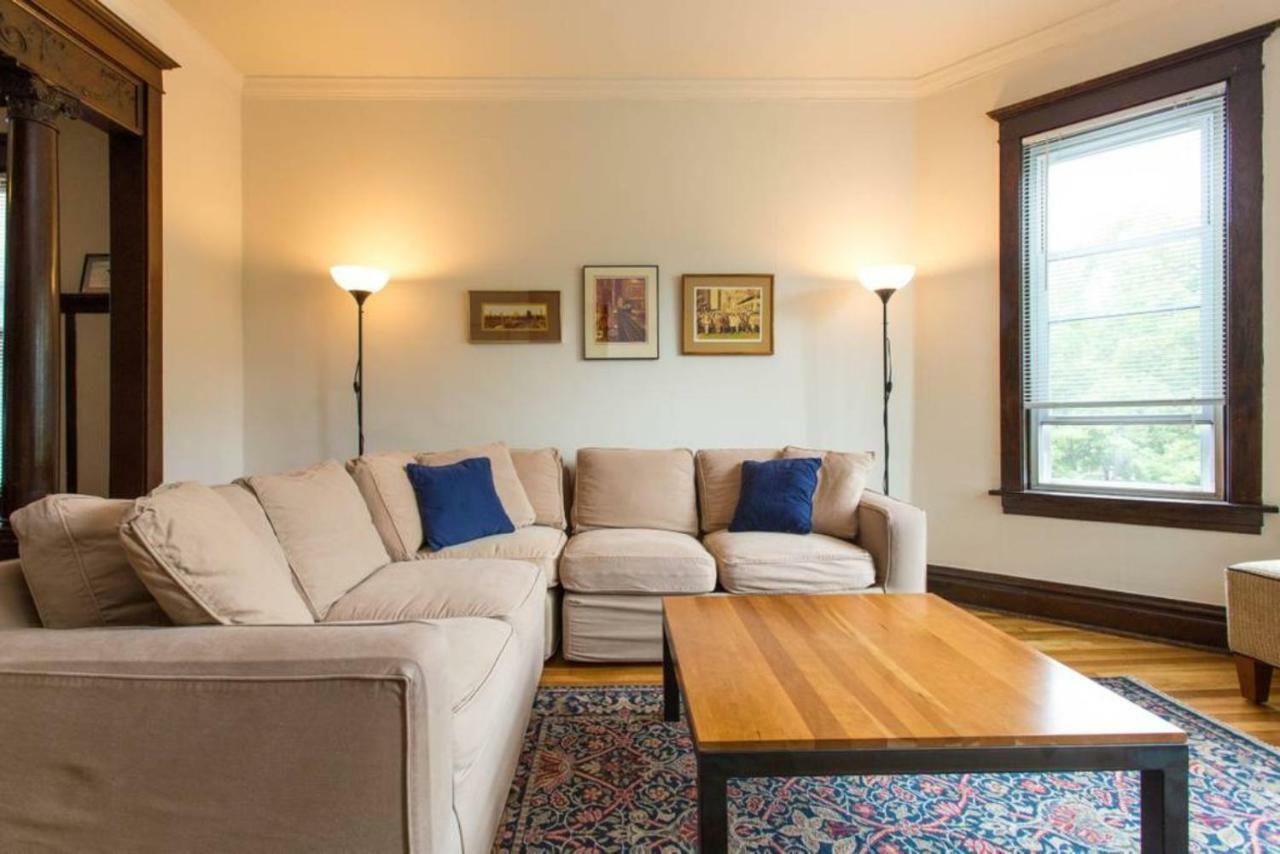 شقة Wrigley Oasis! Steps From The Field! - 3Bd 1Ba شيكاغو المظهر الخارجي الصورة